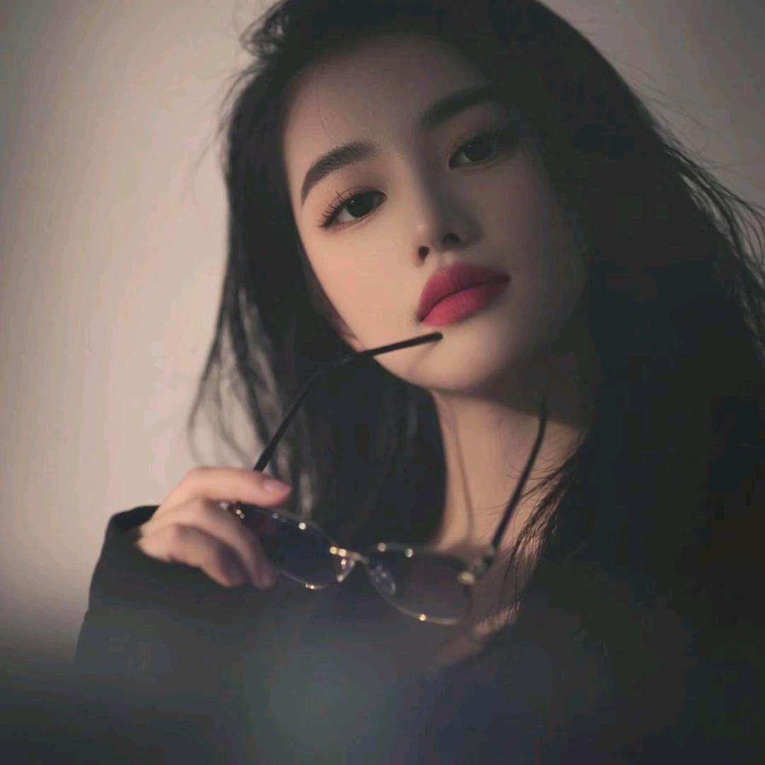 🌈我的小鹿撞思了