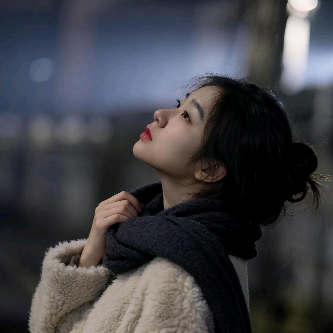 不爱吃糖🍬的小孩