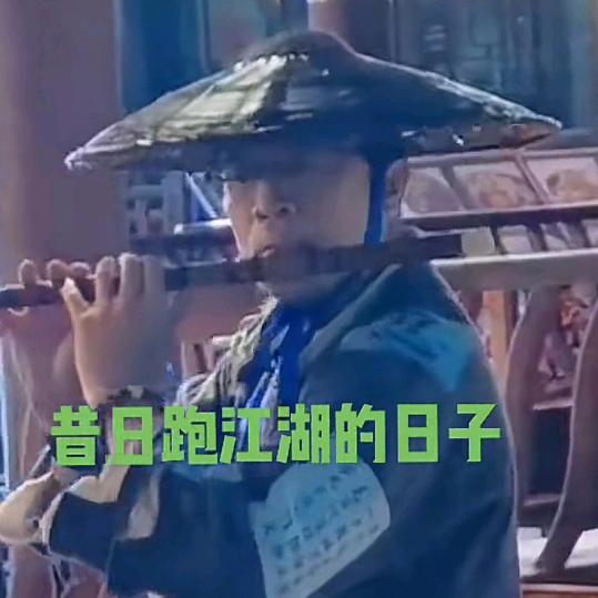 寒江孤影