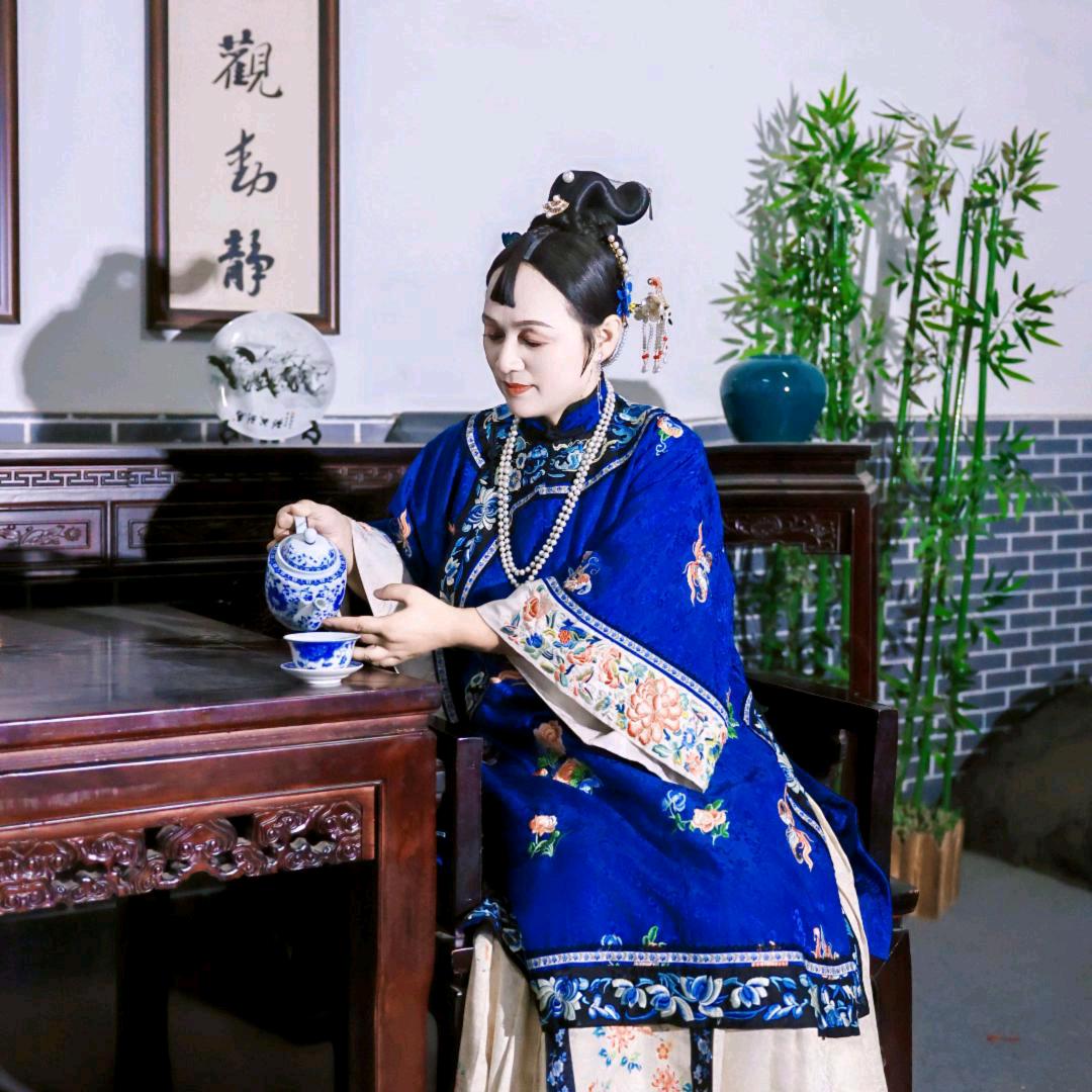 桃妮手工刺绣