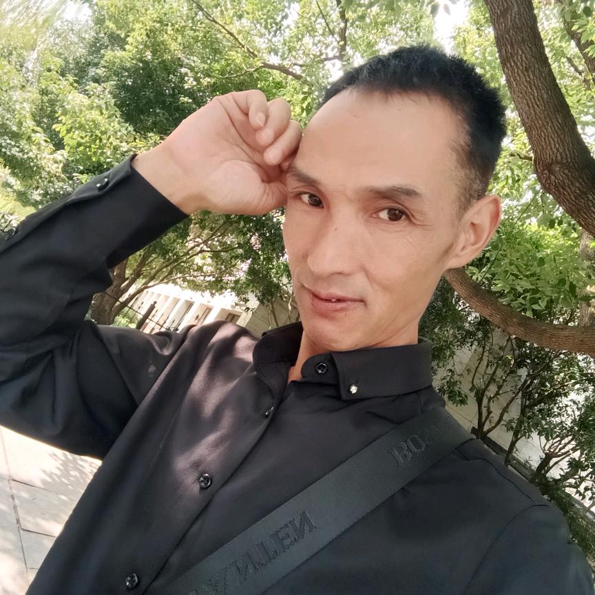笑天