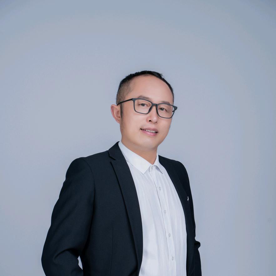 老陈做银发文娱俱乐部