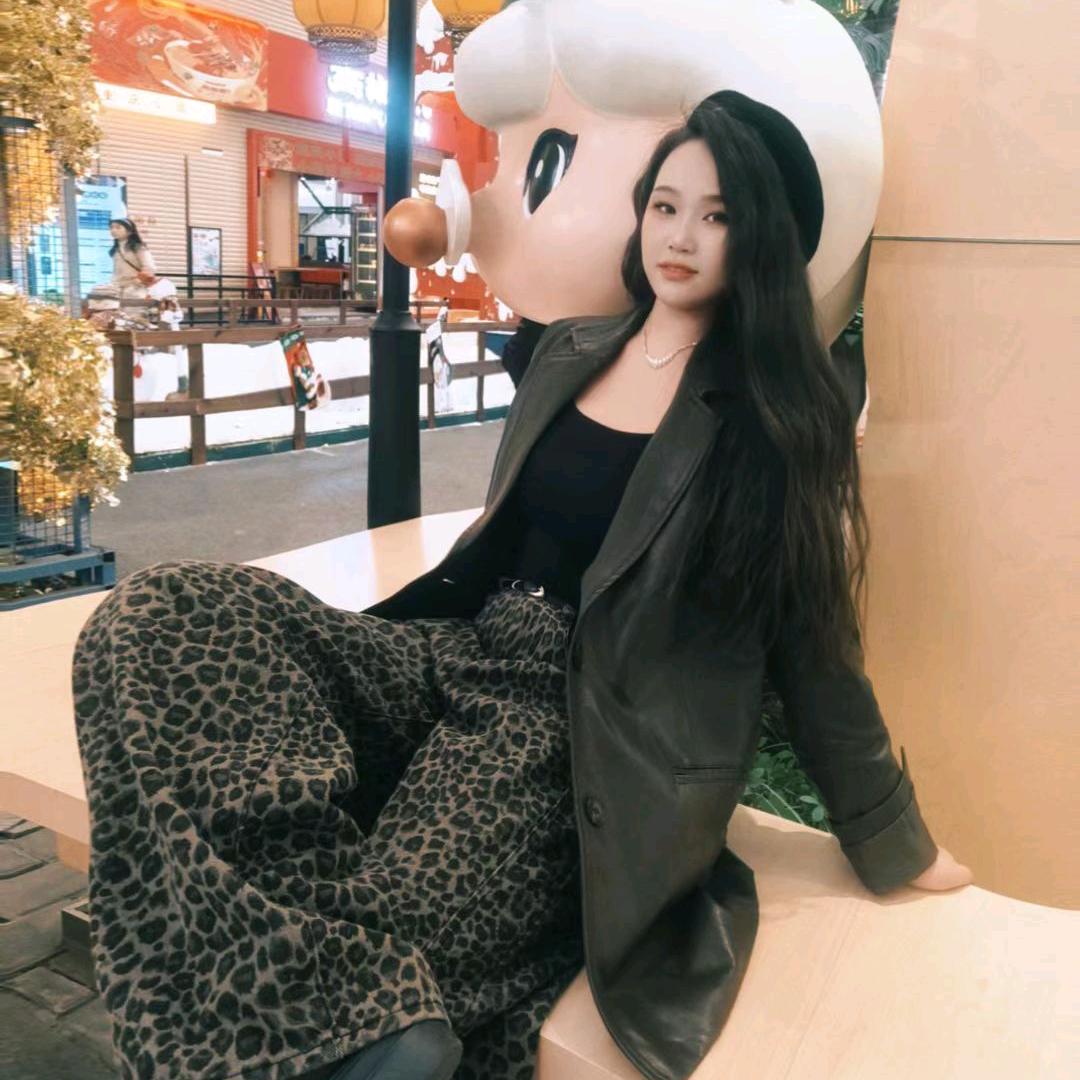 阿仓和柚柚（孕中期）