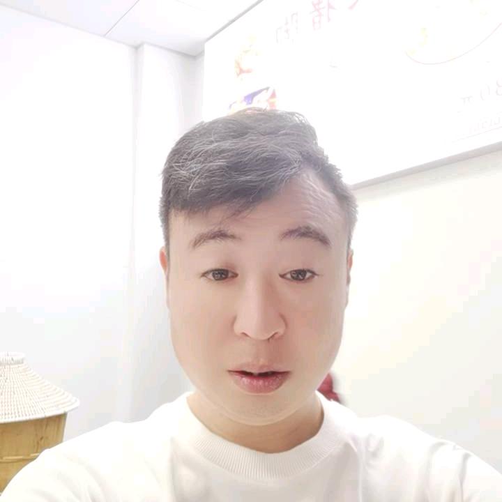 国民小春哥