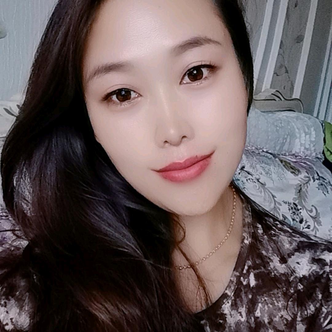 依依