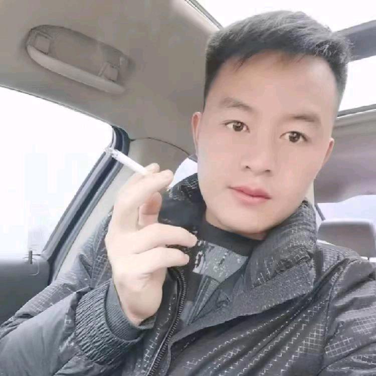 六盘水批发本地大杉木