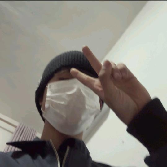 虍