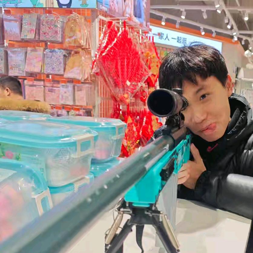 高冷蛋蛋色╮(‵▽′)╭