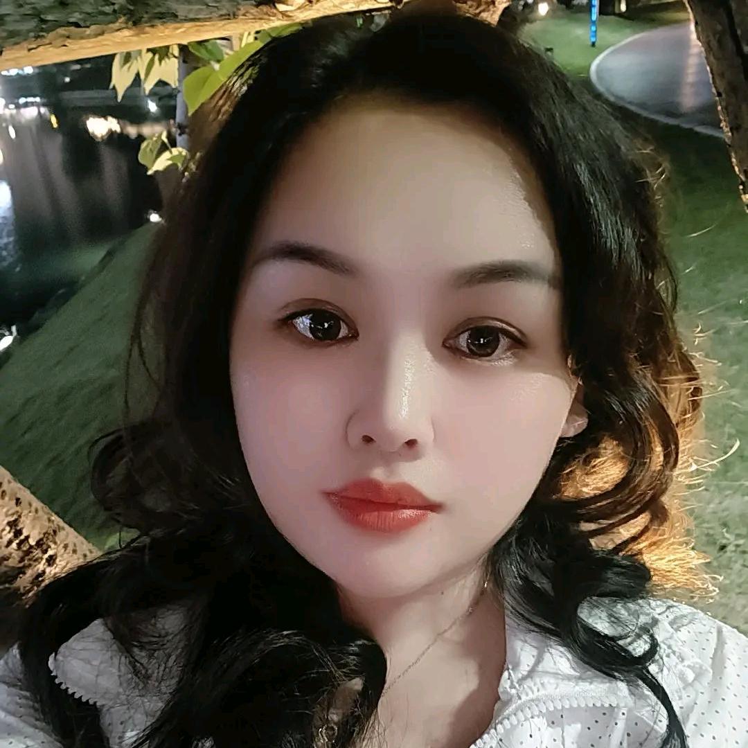 （强胜服饰）小 霞