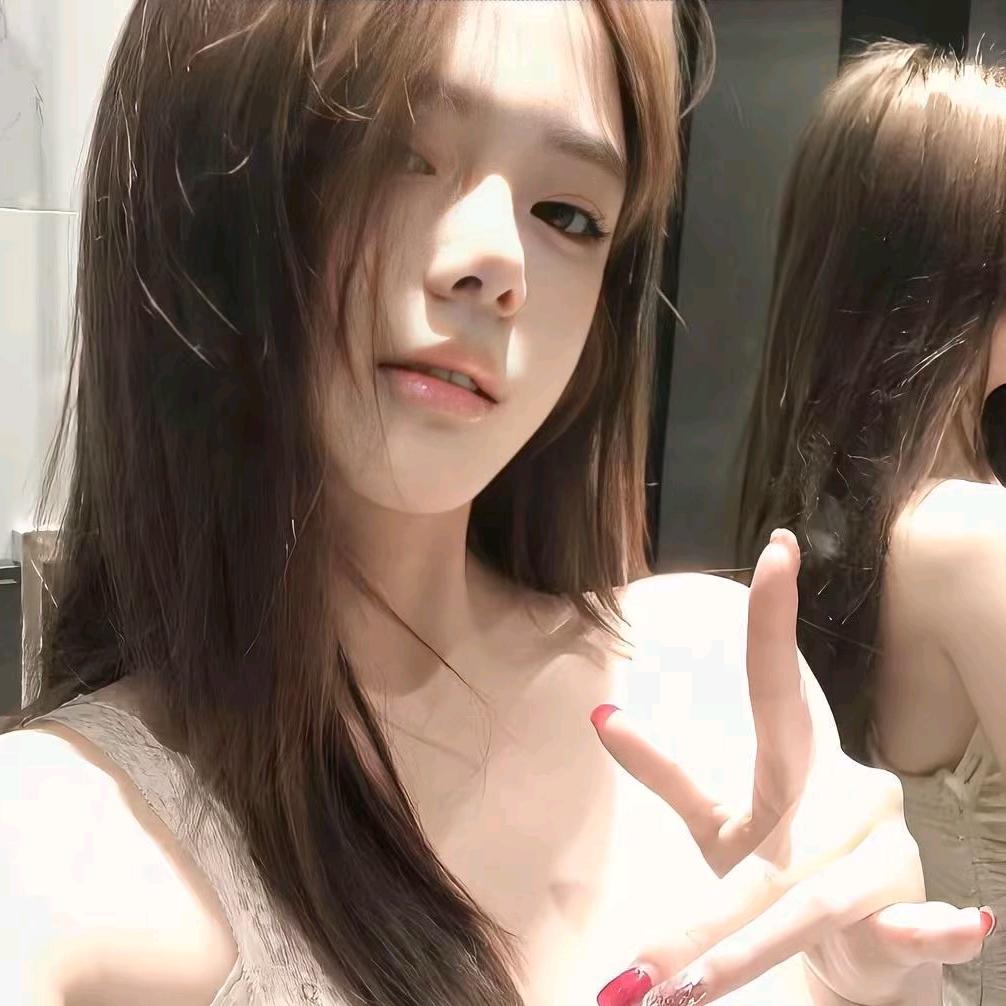 hhshduebebhdudhdnbdd