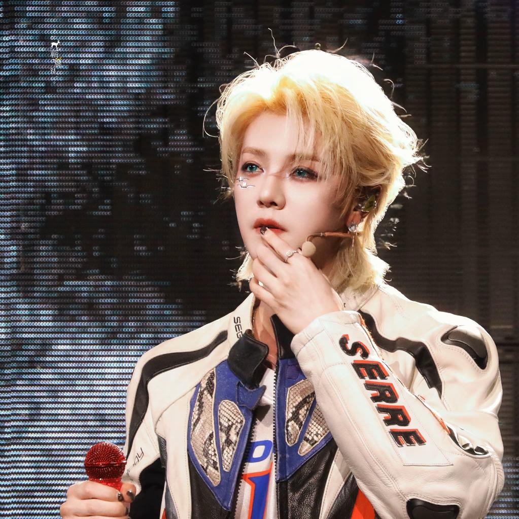 🌈蝉鸣知夏🦌