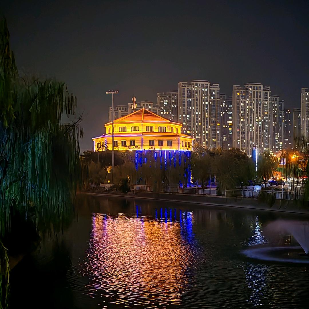 賊嘎浙嘞戈（鲨雕版）