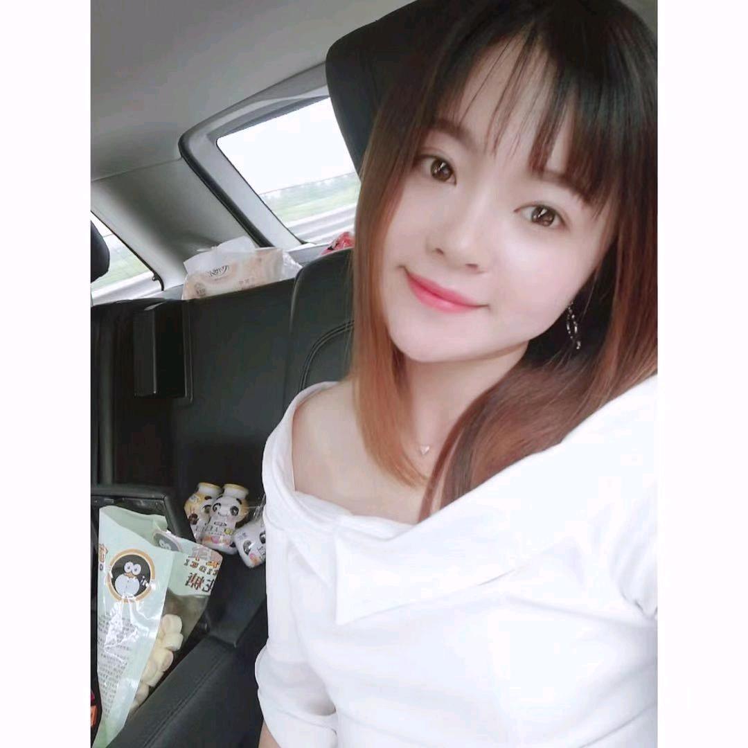 夏丹（房产销售）