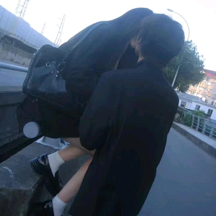 小唐又困啦=_=