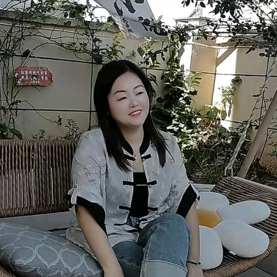玉 Yu🐋