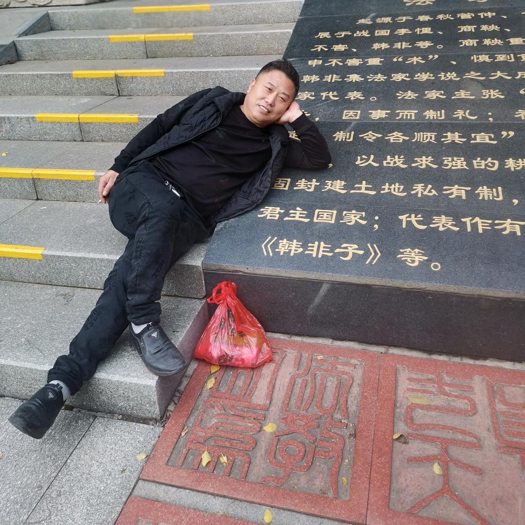 难以启齿的高傲