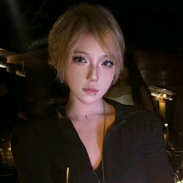 君君🖤