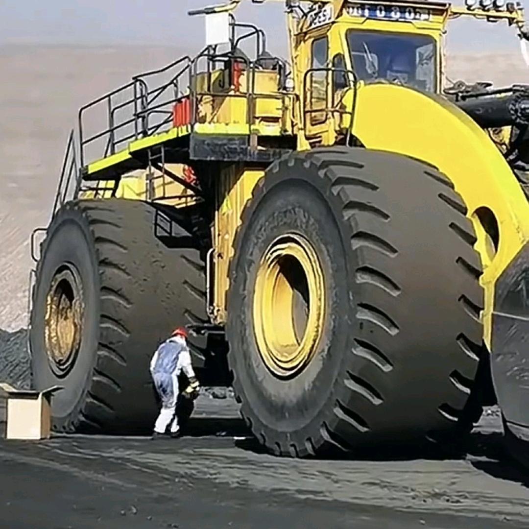 上庄镇农机大院光军轮胎批发零售