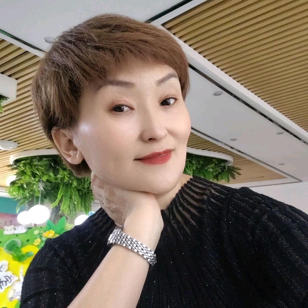 加依娜