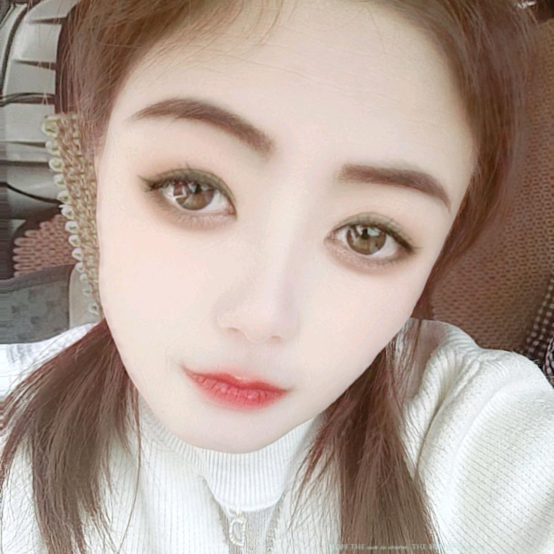 8O后卖水果的小姐姐