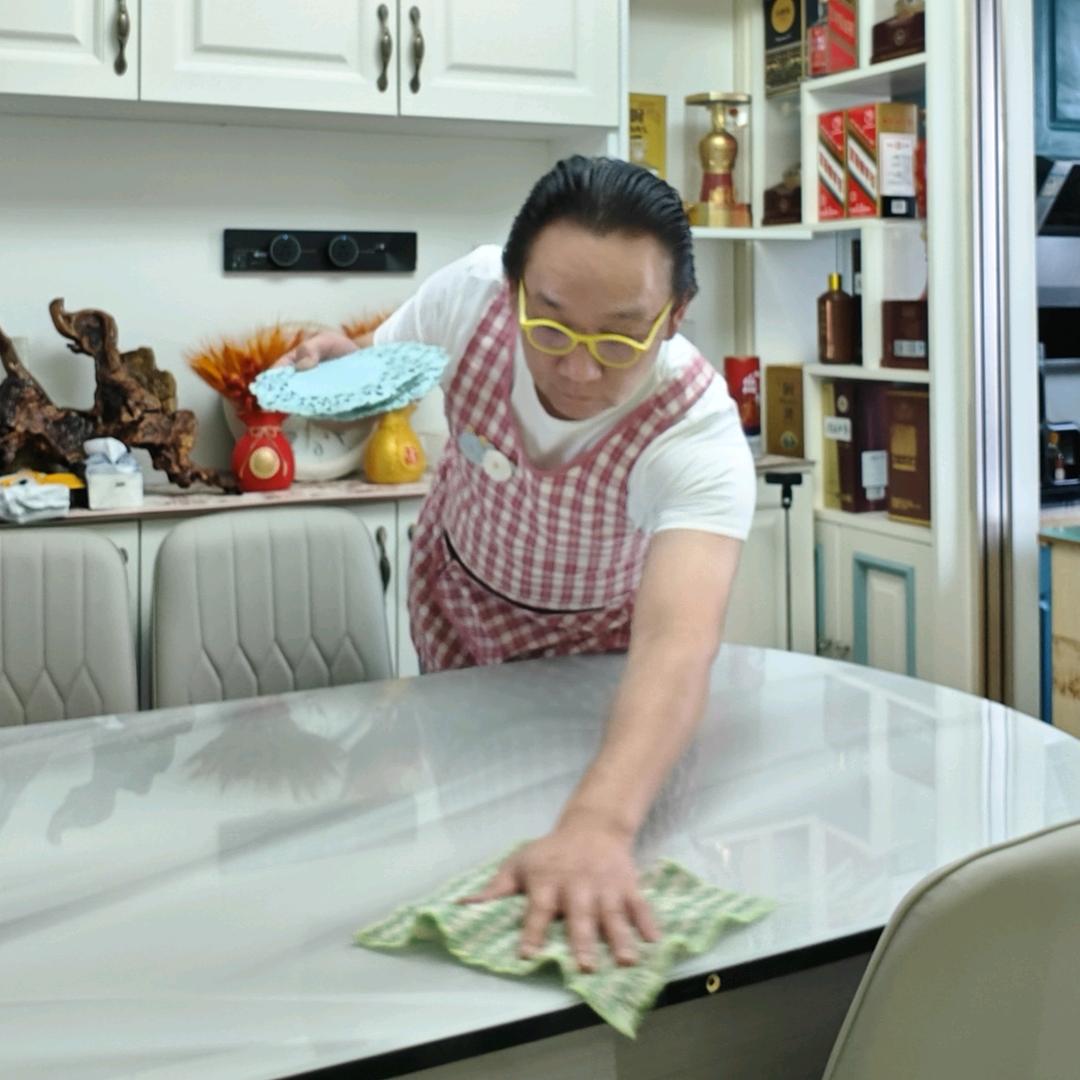 管家公
