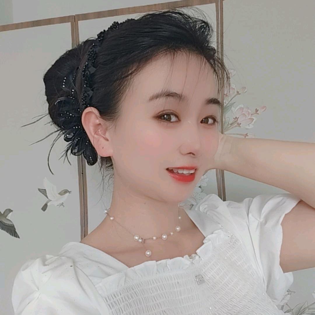 洁尔轻奢发饰服饰