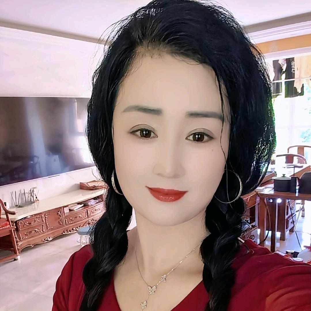 我叫开心果。😁😁😁淮滨的。