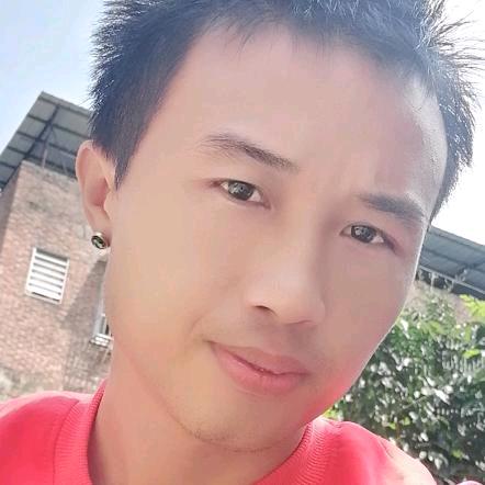 笑着说悲伤°