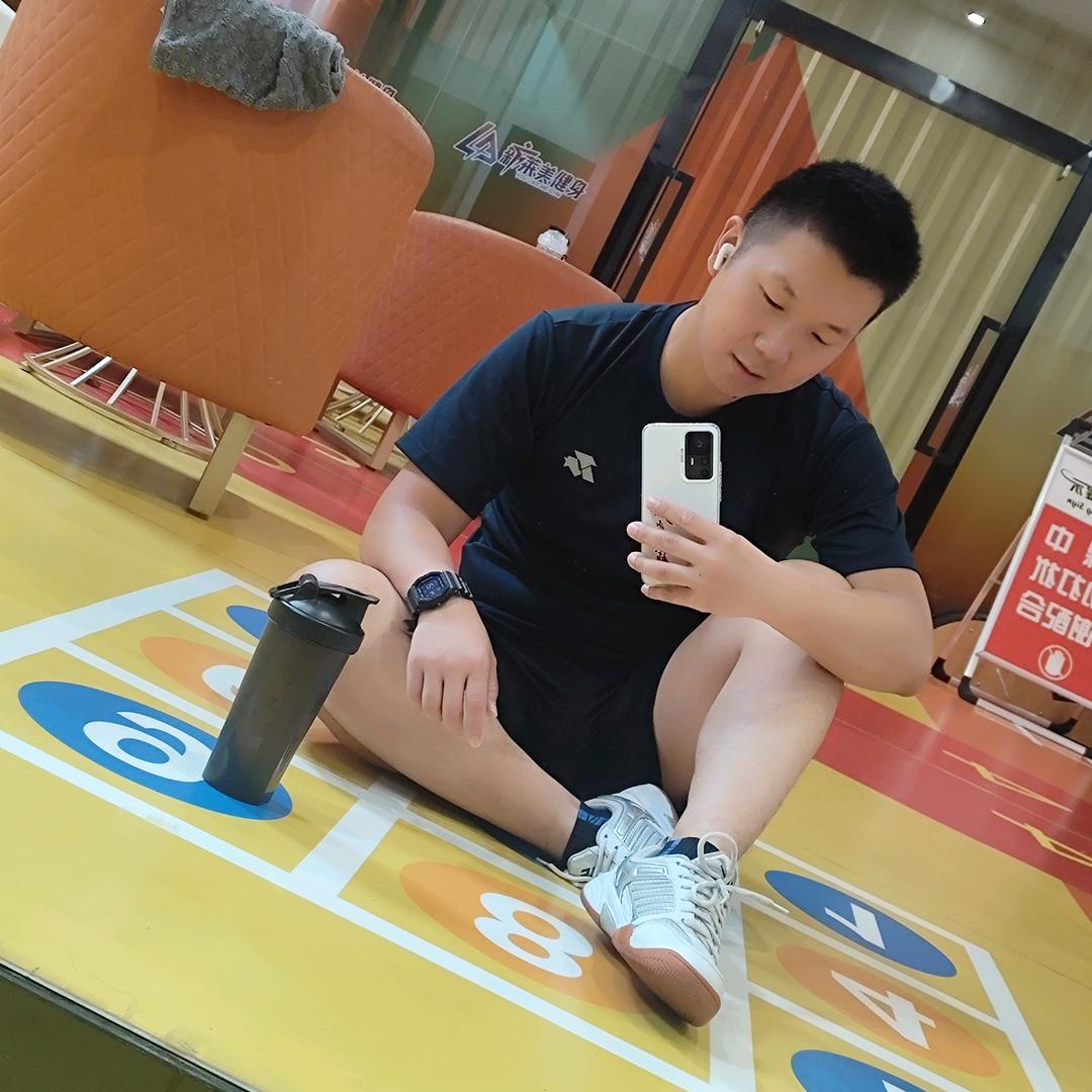 爱健身的武子