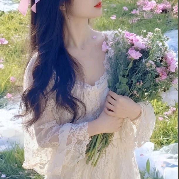 💕看吧！你稍微不珍惜，再见面她已为人妻