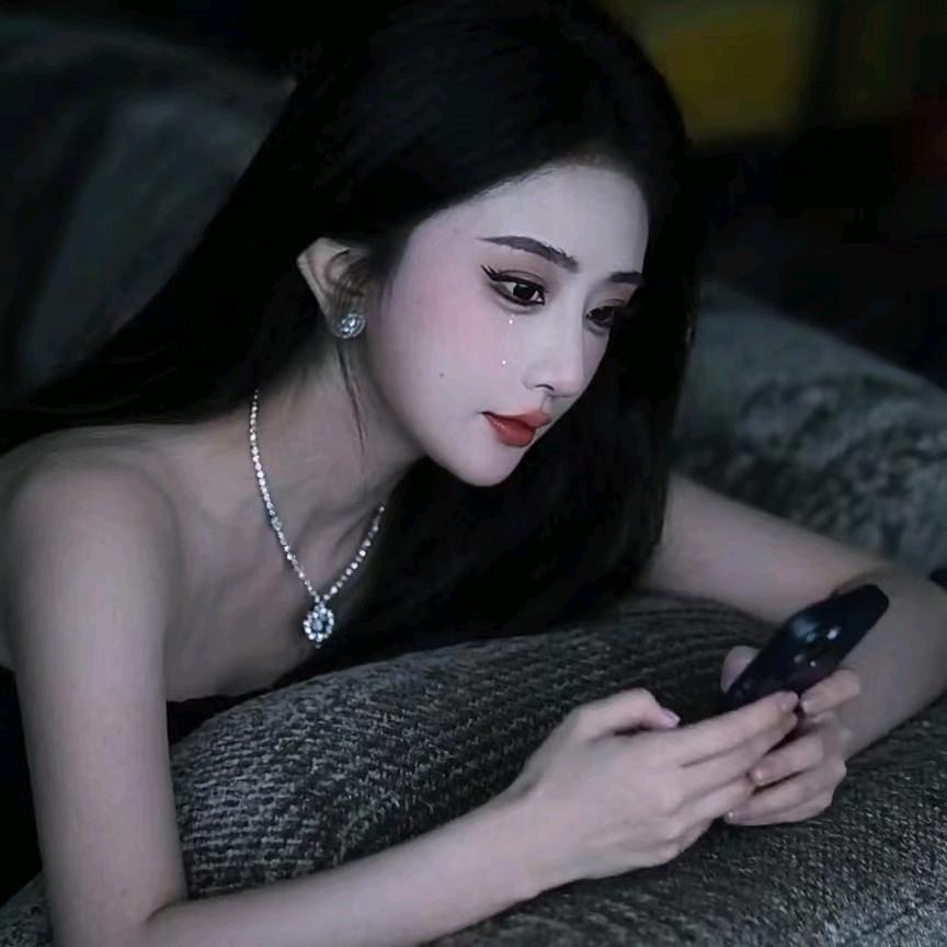 就是文静