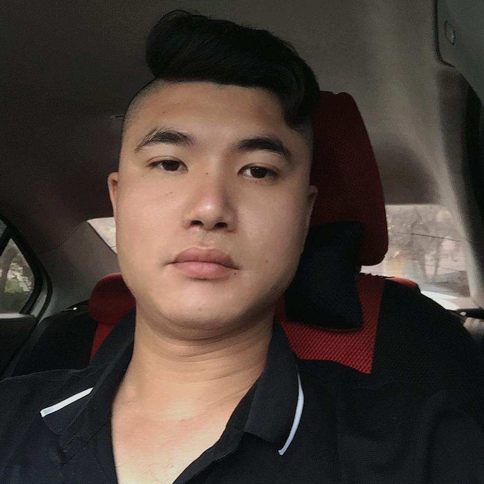 卡车    小      陈