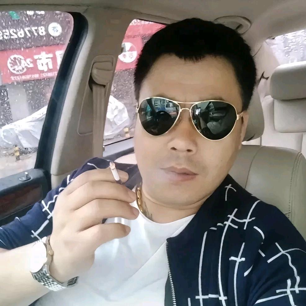 Aaaa玩具批发李哥