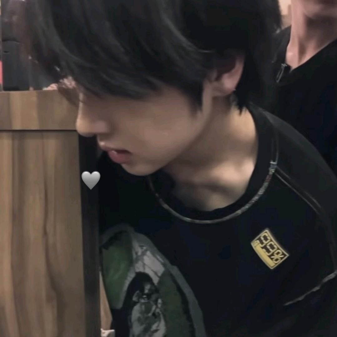 祁约🥠（全网最尊重淡奶油猪的账号）