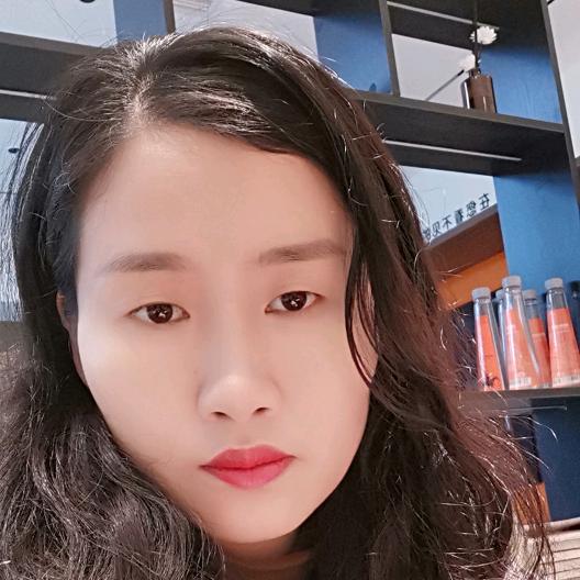 恩施简纳斯门窗金姐