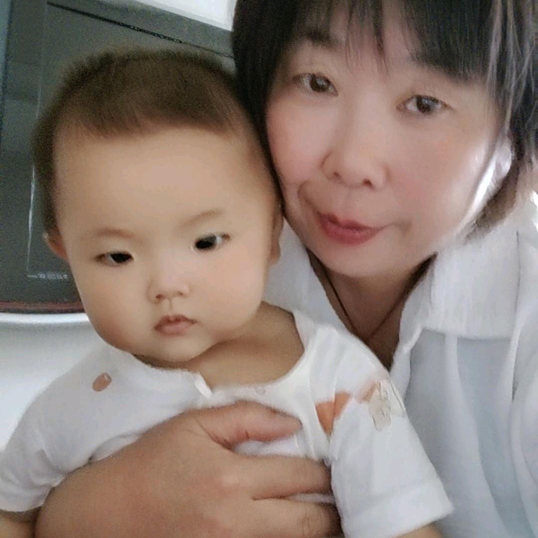 奶奶和二宝