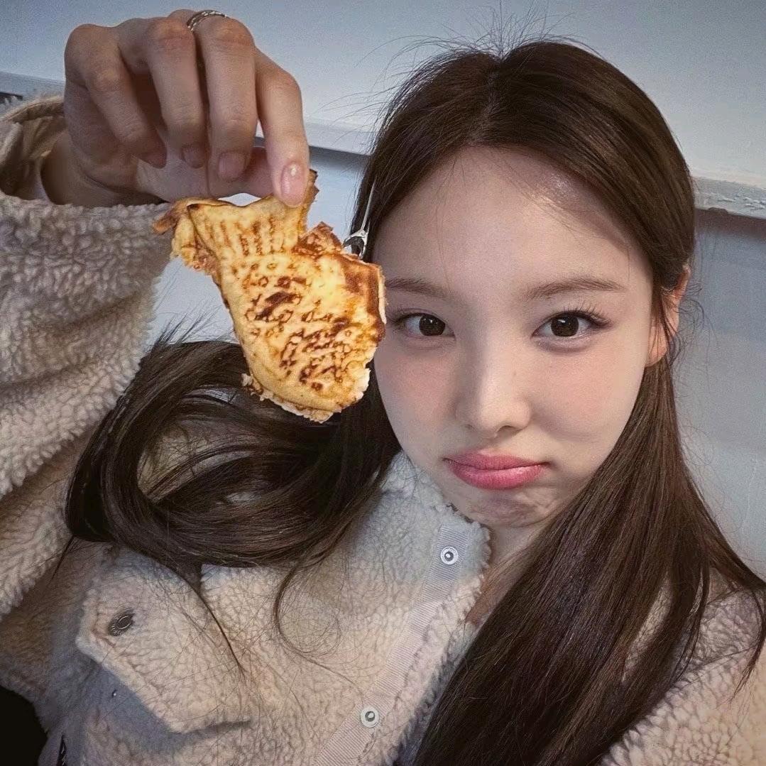 ฅฅ*