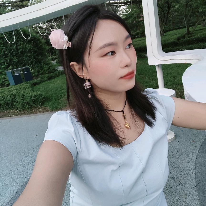 乖👧(●✿∀✿●)