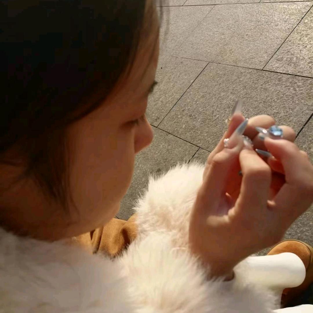 叫我小妍就好