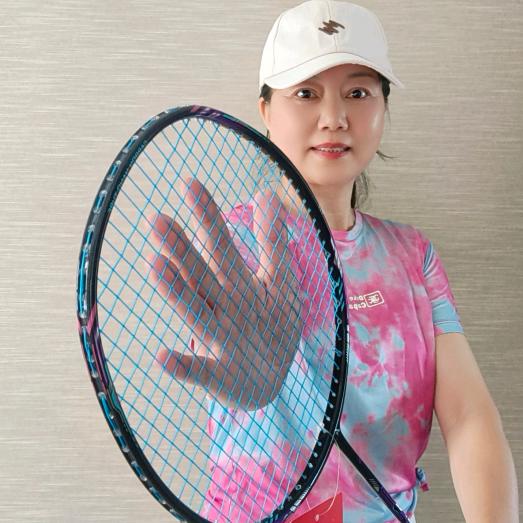 羽球飞杨