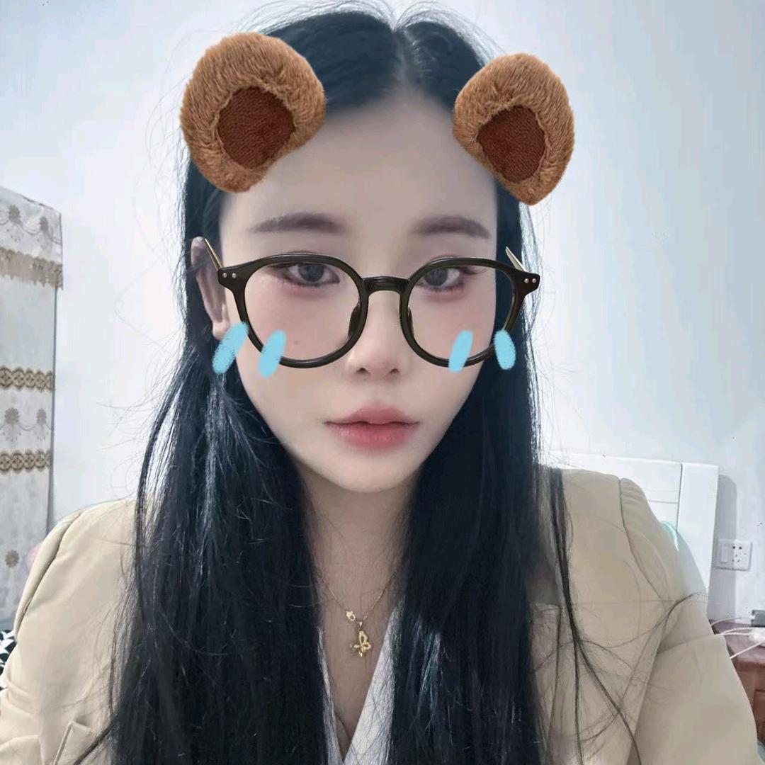 诨诨栋栋夏日穿搭