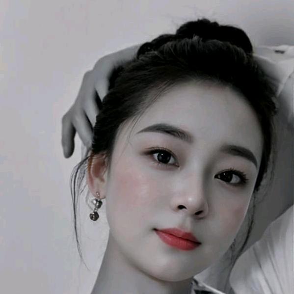 千祥云集Harlotte