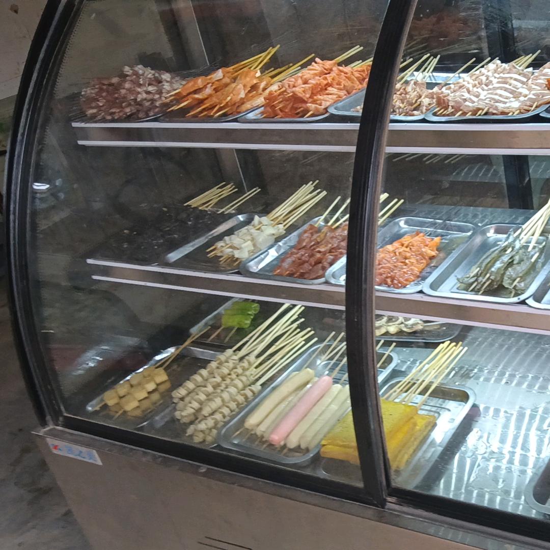 地摊串串