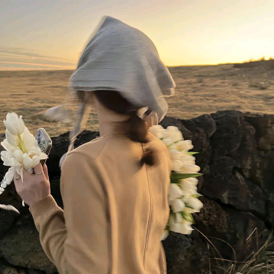 冷冰凝爱雨梦翠霜