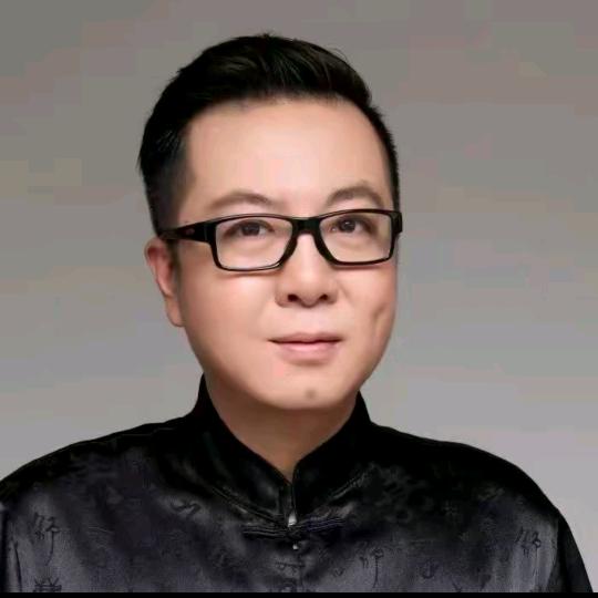 主持人宋非
