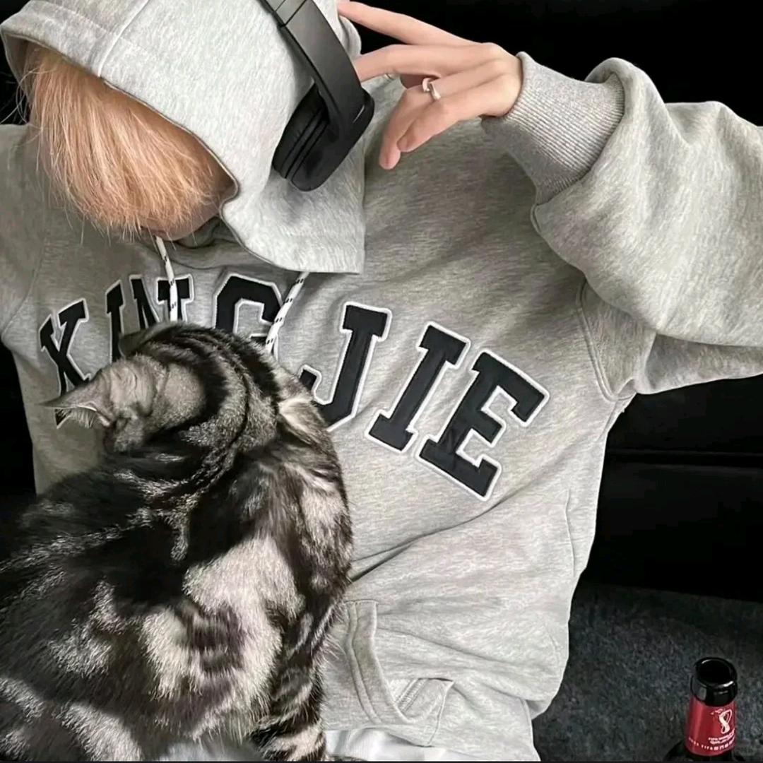 一条吃猫的鱼🐟