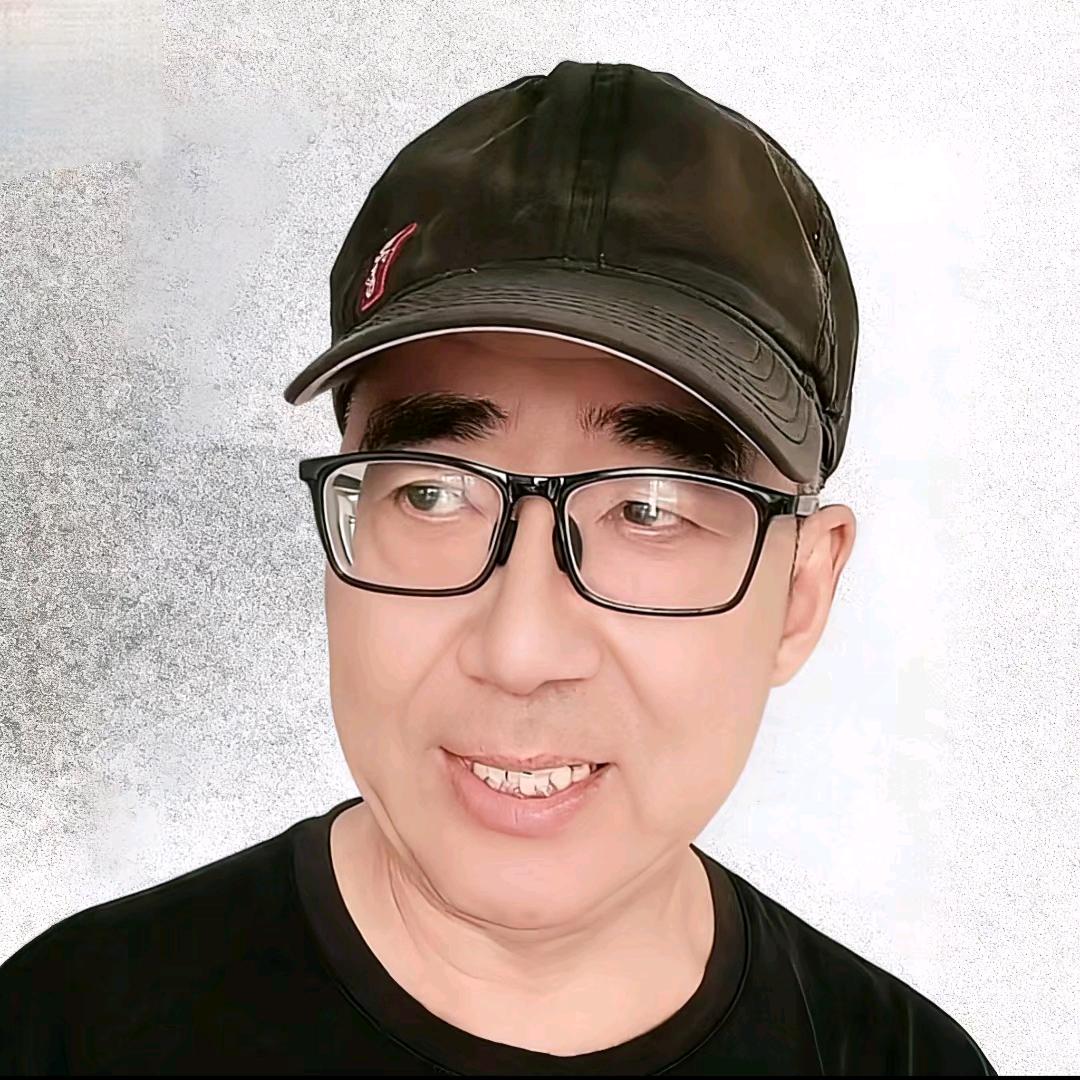 小李🌟飞刀 《骑着电驴看世界》