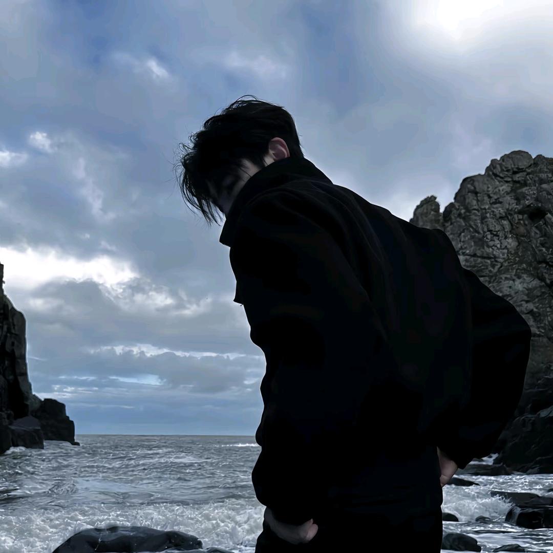 沈柠谦