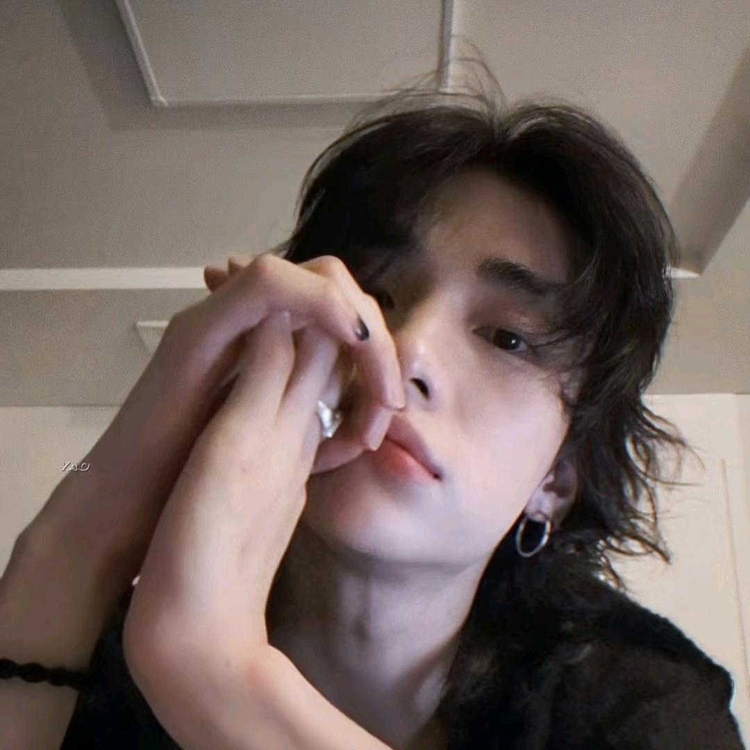 彦页山与（连赞拉黑）