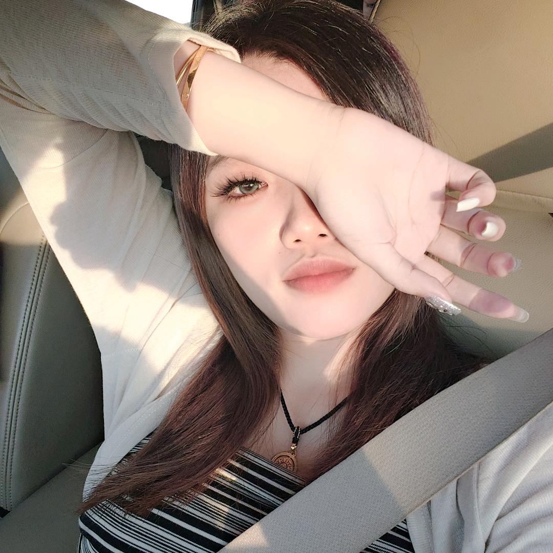 李᭄ꦿ এ盈⁵²º（橱窗）